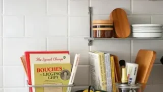 livros na cozinha